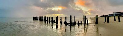 Sonnenuntergang am Strand — Traumasensitives Yoga